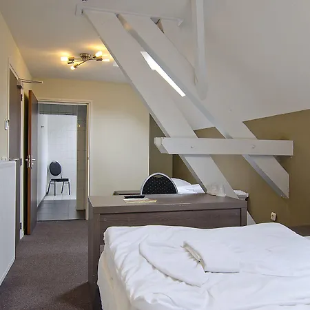 Asselt Hotel 3*