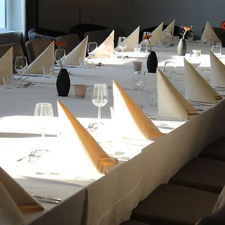 Asselt Hotel 3*