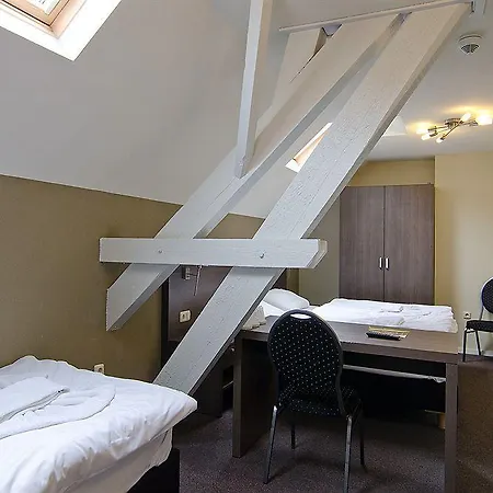 Asselt Hotel 3*
